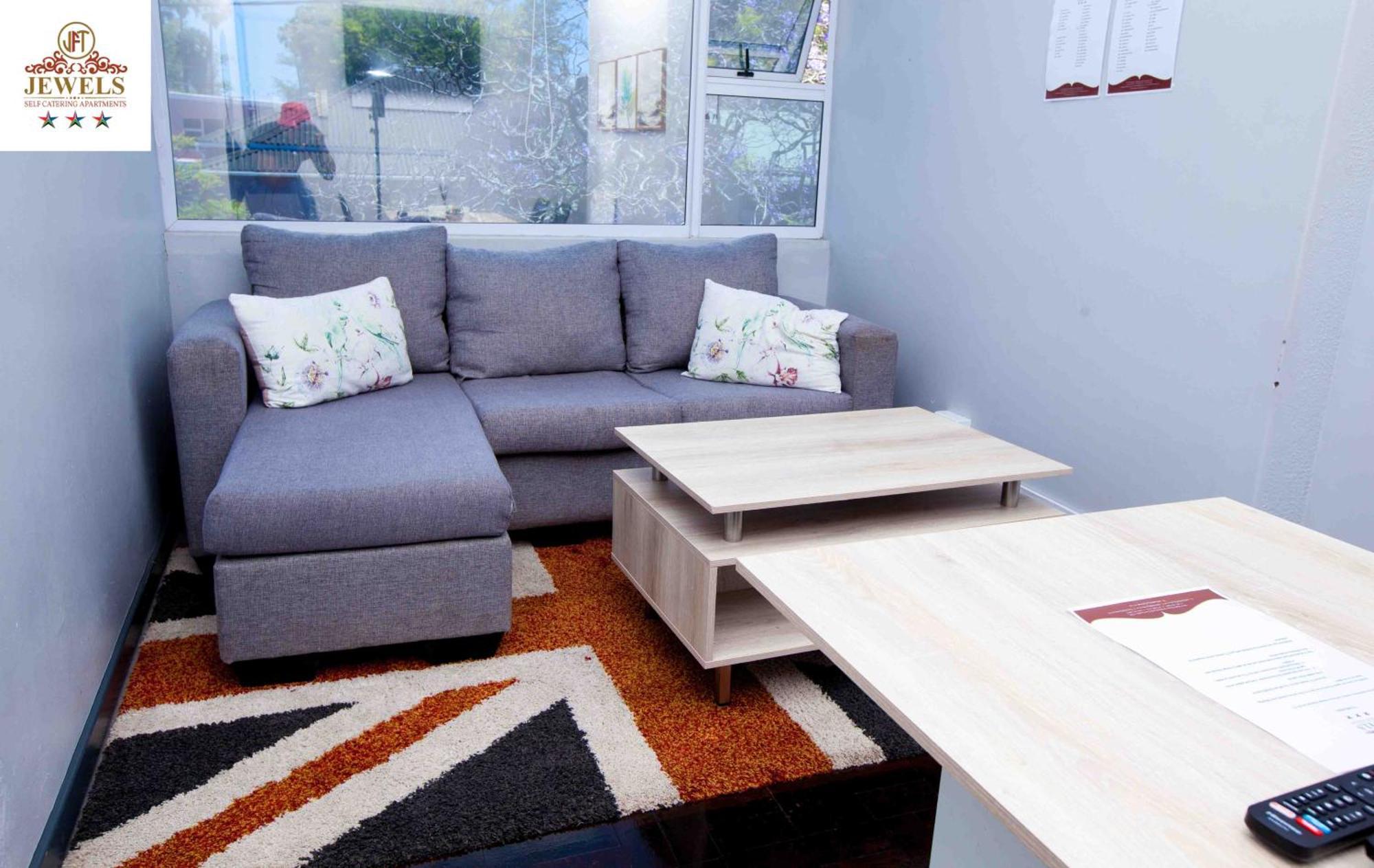 לינה וארוחת בוקר איסט לונדון Jft Self Catering Units מראה חיצוני תמונה