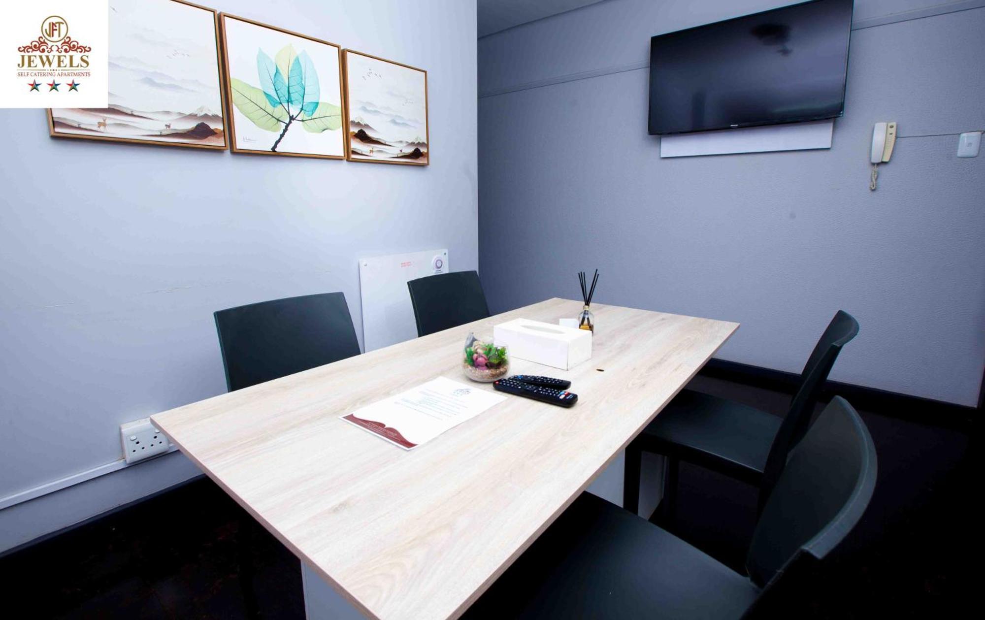 לינה וארוחת בוקר איסט לונדון Jft Self Catering Units מראה חיצוני תמונה