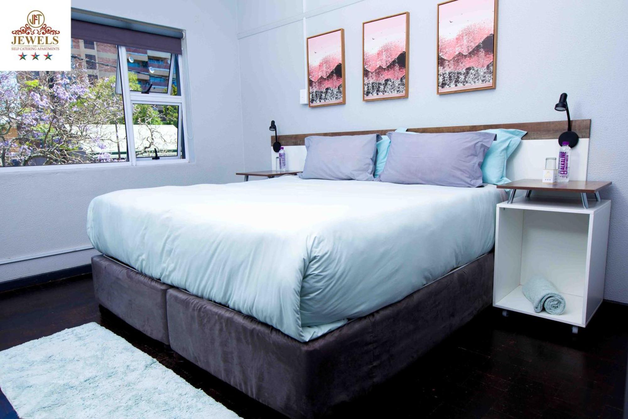 לינה וארוחת בוקר איסט לונדון Jft Self Catering Units מראה חיצוני תמונה